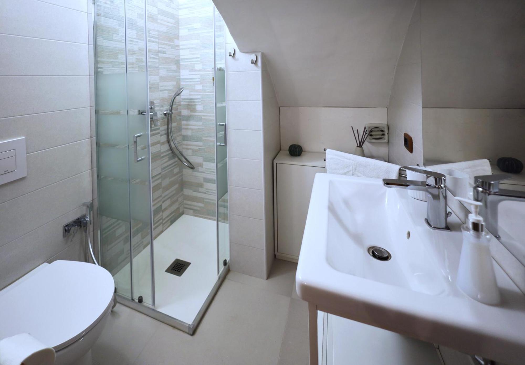 Cataneasy Rooms Екстериор снимка